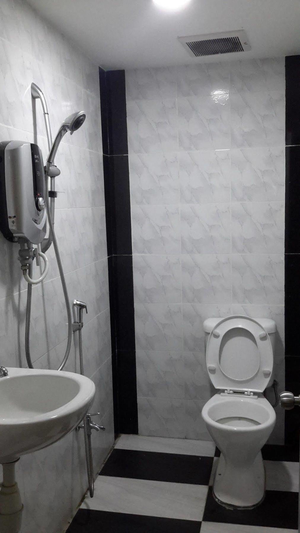 Shah Alam Business Hotel エクステリア 写真