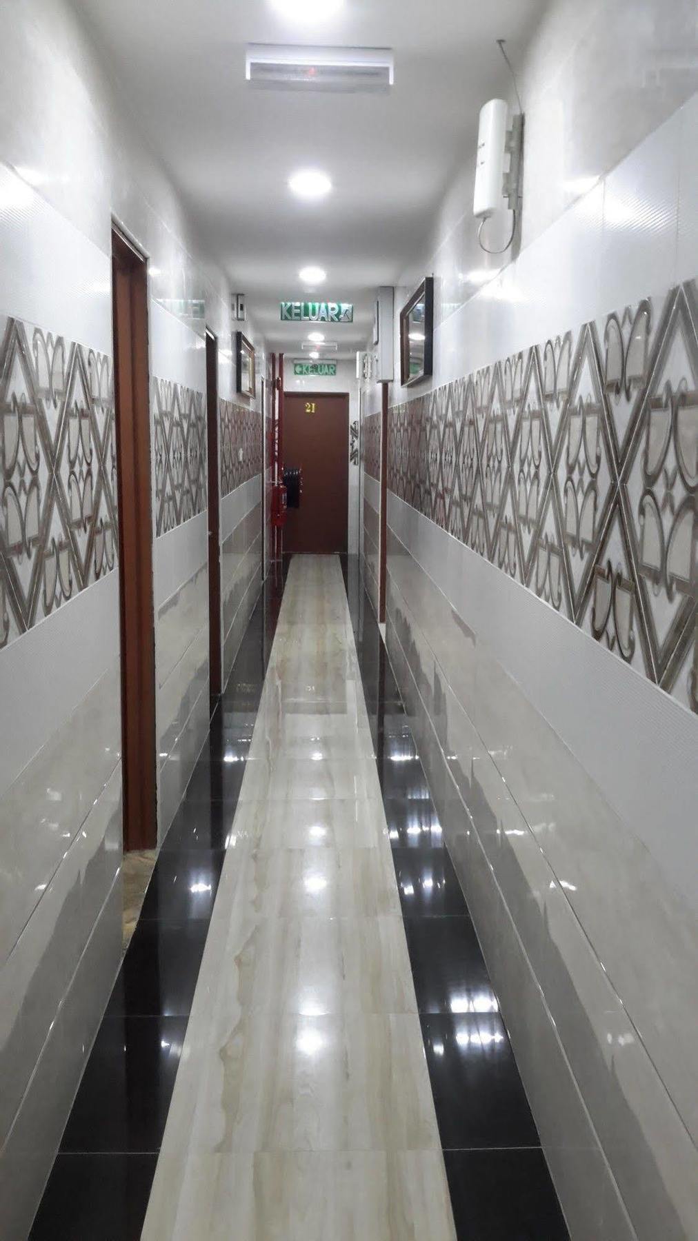 Shah Alam Business Hotel エクステリア 写真